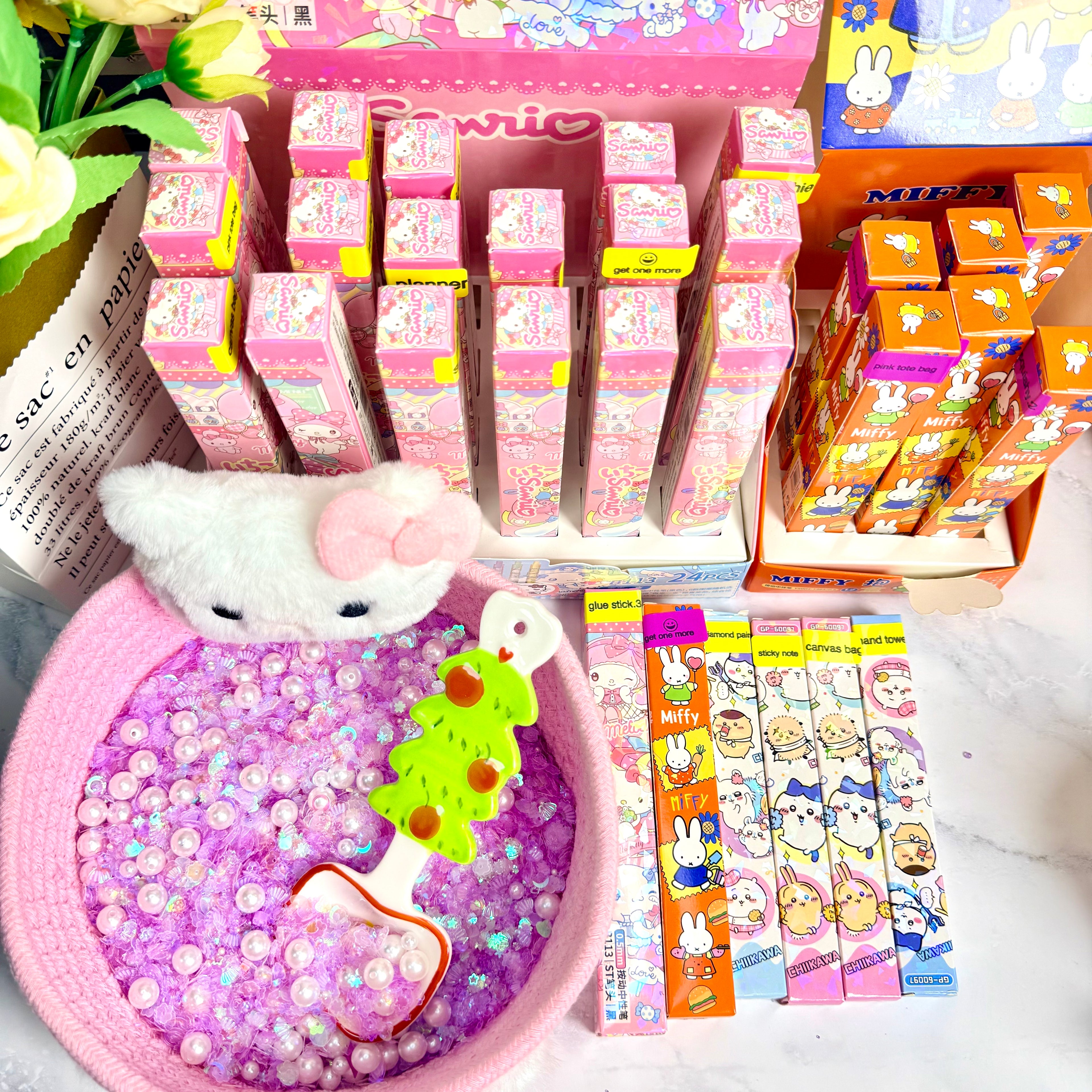 STATIONERY SCOOP MYSTERY BAGS